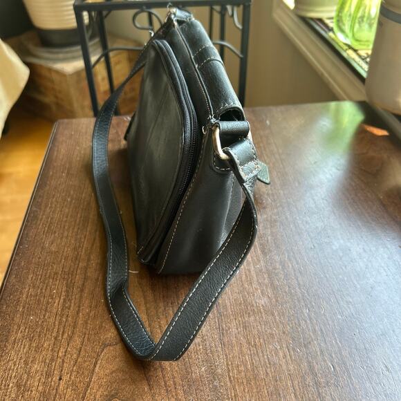 Vintage Fossil small black pebble leather shoulder bag - Picture 5 of 15